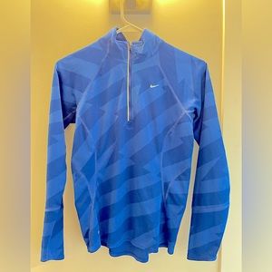 XS Nike Dri-Fit Quarter Zip. Great condition!